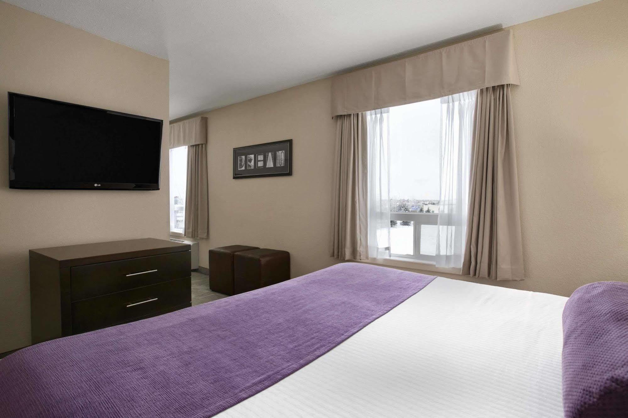 Days Inn By Wyndham Regina Zewnętrze zdjęcie